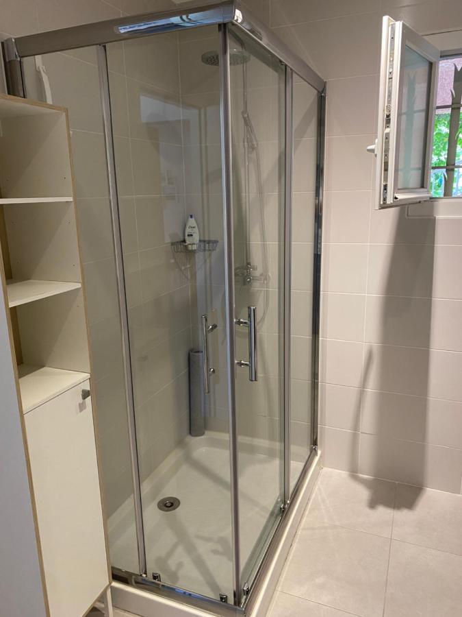Appartement Et Studio Les Glycines Clara ภายนอก รูปภาพ