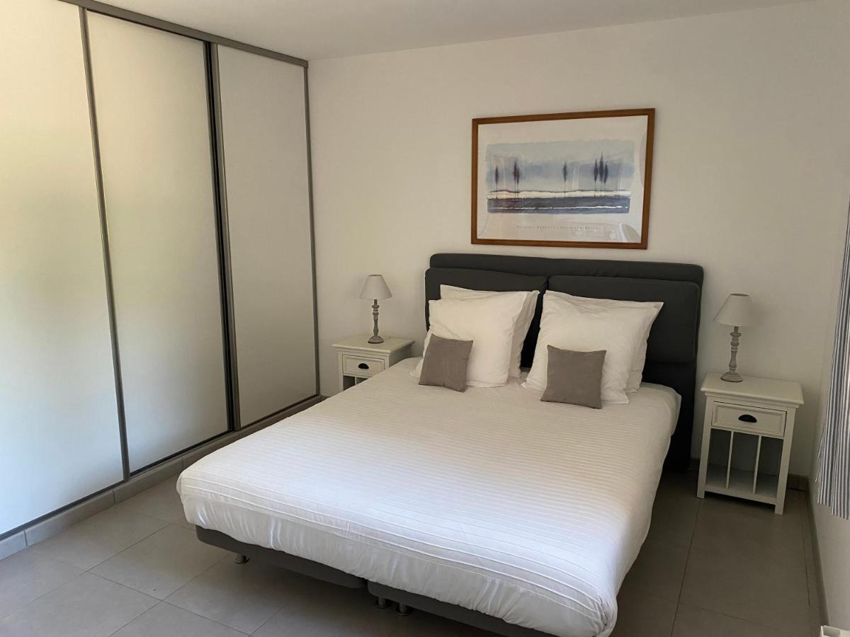 Appartement Et Studio Les Glycines Clara ภายนอก รูปภาพ